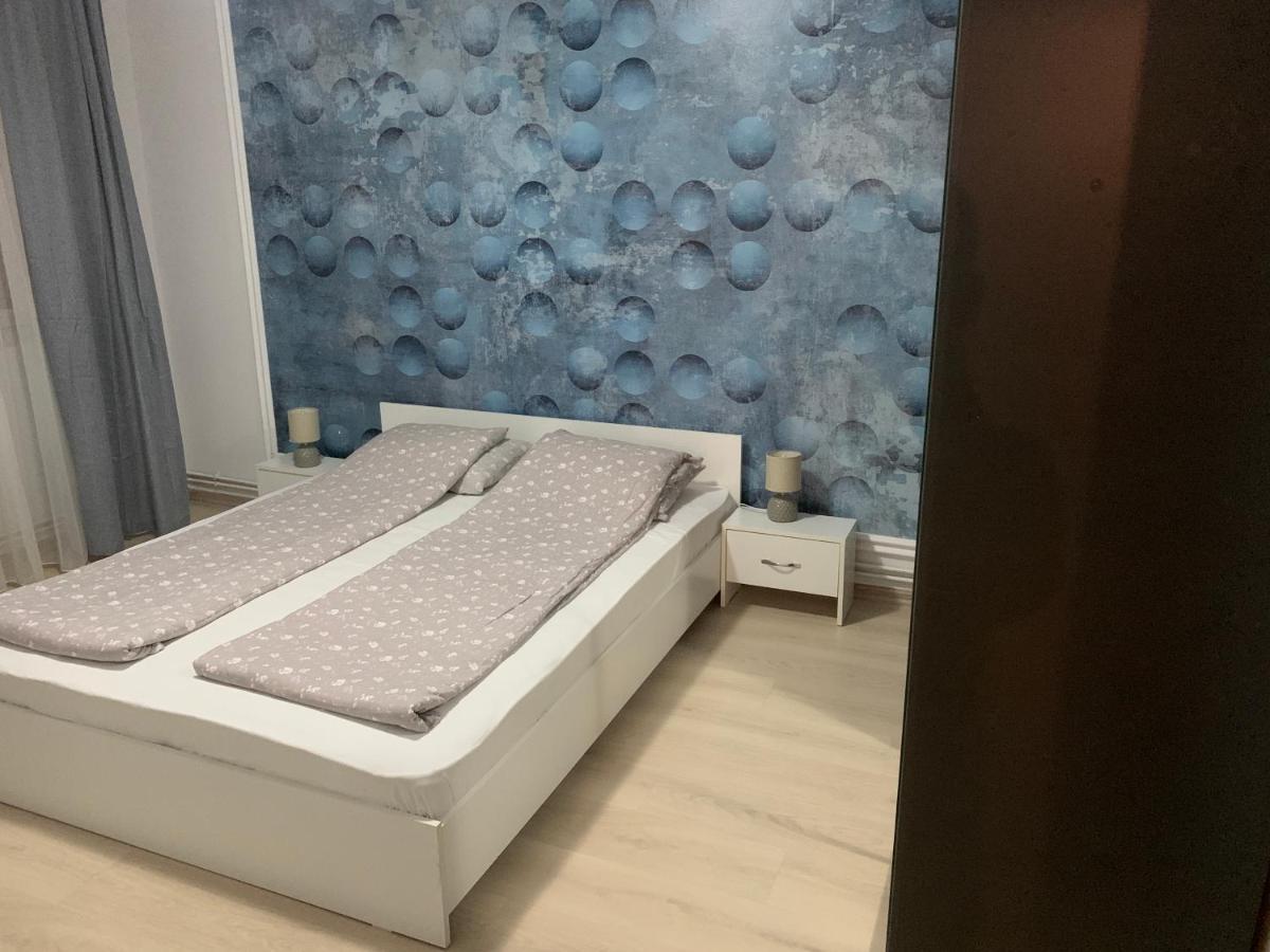 Confort Apartment Mediaş Eksteriør bilde